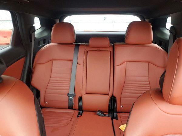 2023 KIA SPORTAGE SX-PRESTIGE or SX-P