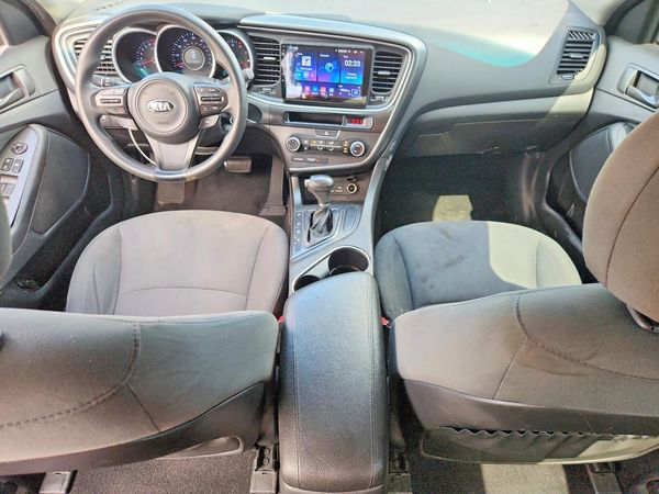 2015 KIA OPTIMA GL - Middle-low