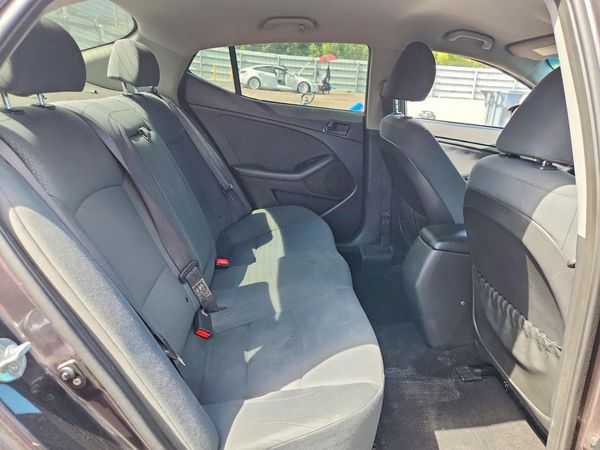2015 KIA OPTIMA GL - Middle-low