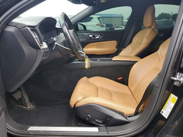 2020 VOLVO S60