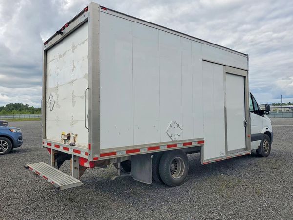 2015 MERCEDES-BENZ SPRINTER