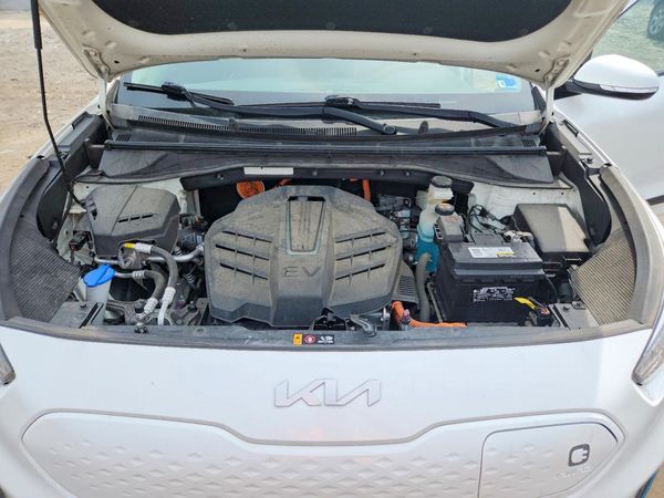 2022 KIA NIRO EV S, EX
