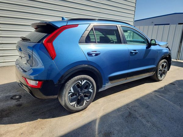 2023 KIA NIRO Wind
