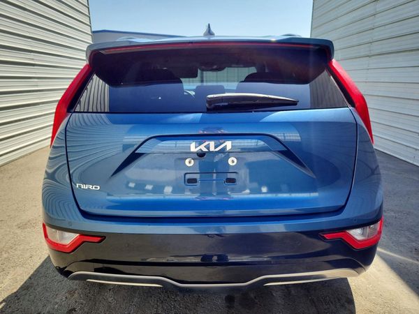 2023 KIA NIRO Wind