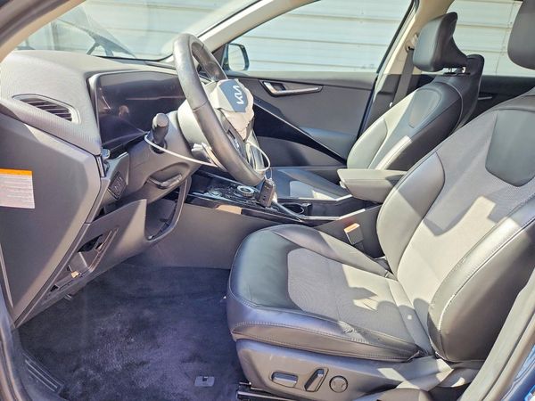 2023 KIA NIRO Wind
