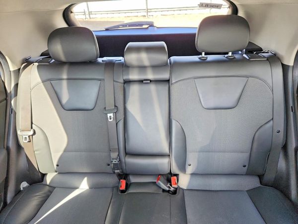 2023 KIA NIRO Wind