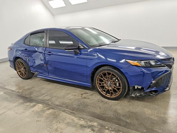 2023 TOYOTA CAMRY SE — Passenger 3/4