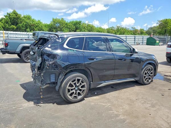 2023 BMW X1