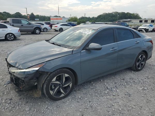 2022 HYUNDAI ELANTRA SEL SEL w/ Premium Pkg
