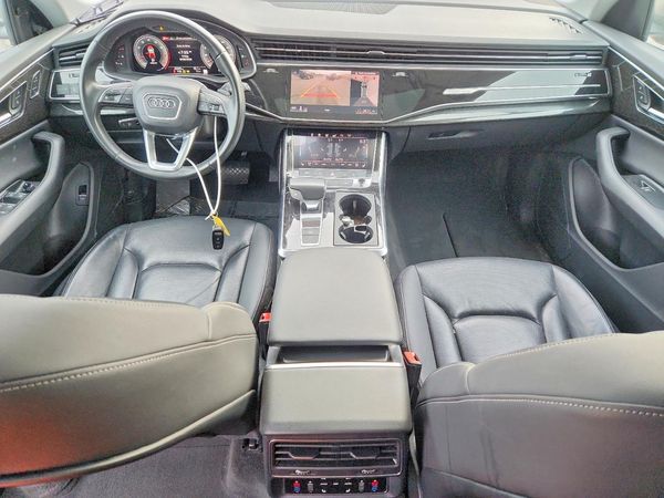 2019 AUDI Q8