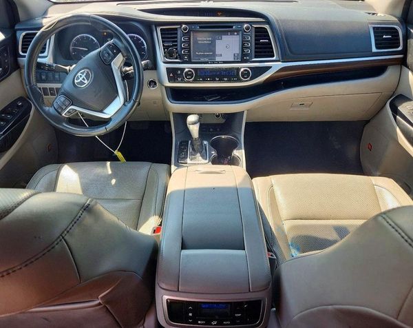2016 TOYOTA HIGHLANDER Base/Hybrid