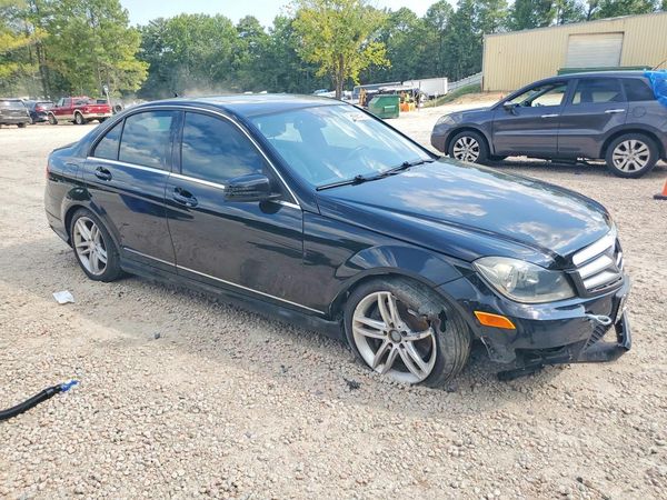 2013 MERCEDES-BENZ C