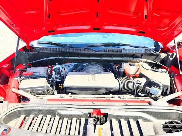 2025 CHEVROLET SILVERADO Work Truck — Engine bay