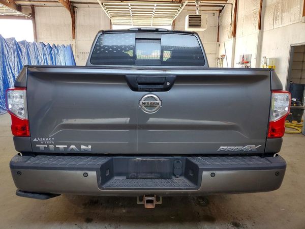 2018 NISSAN TITAN