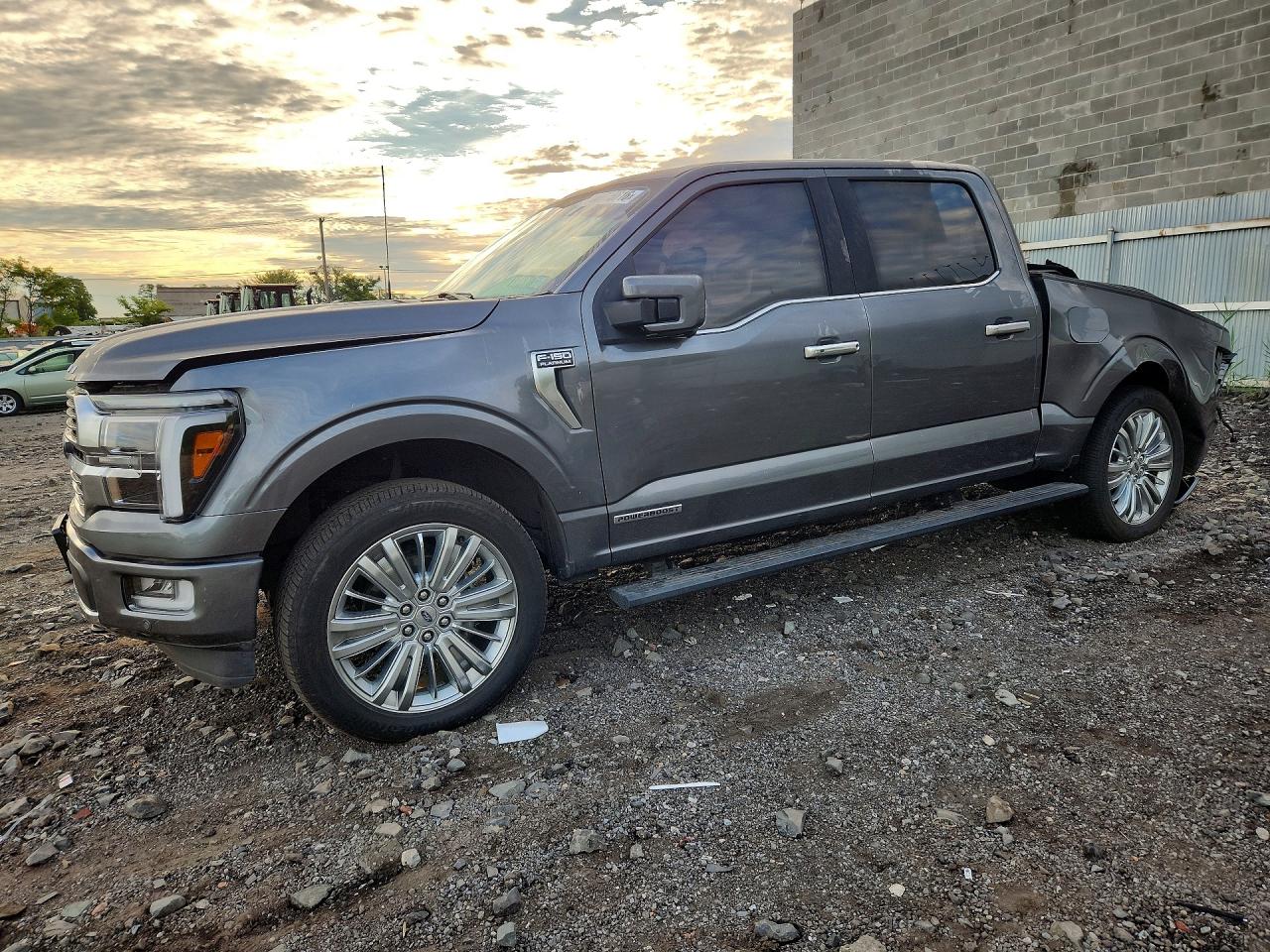 2025 FORD F150