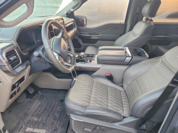 2025 FORD F150