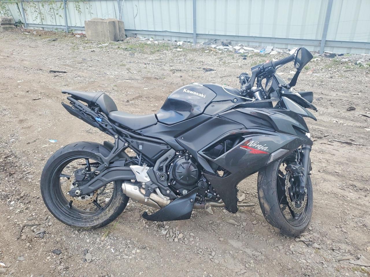 2026 KAWASAKI EX650