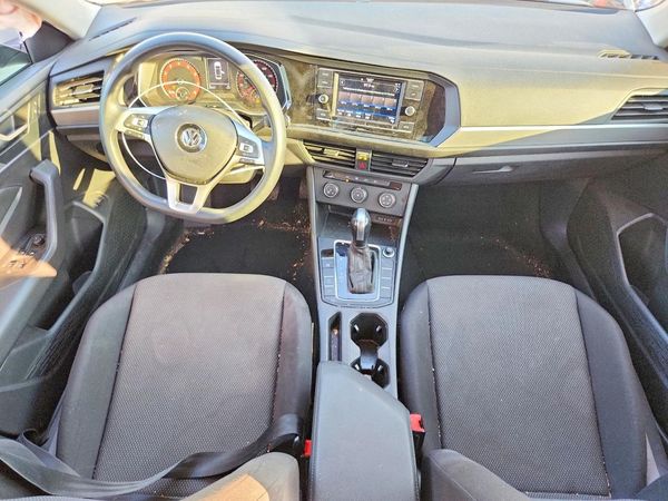 2020 VOLKSWAGEN JETTA S, SE, R-Line