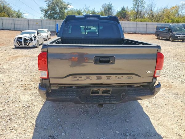 2016 TOYOTA TACOMA