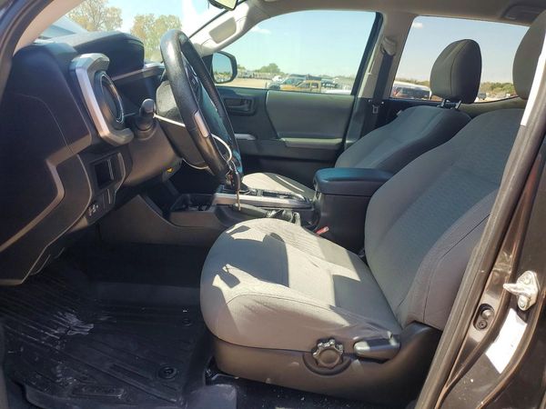 2016 TOYOTA TACOMA