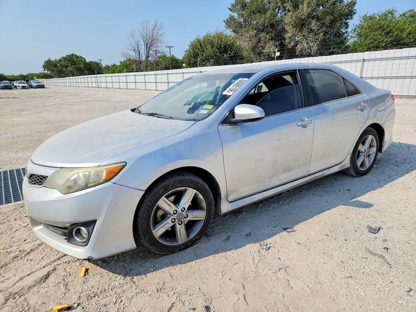 2013 TOYOTA CAMRY