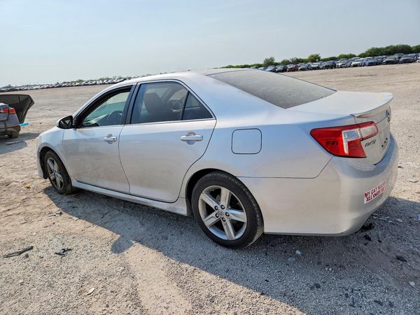 2013 TOYOTA CAMRY