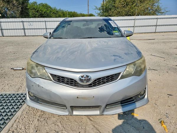 2013 TOYOTA CAMRY