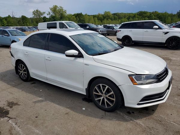 2017 VOLKSWAGEN JETTA
