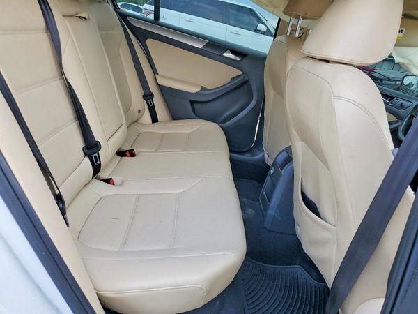 2017 VOLKSWAGEN JETTA