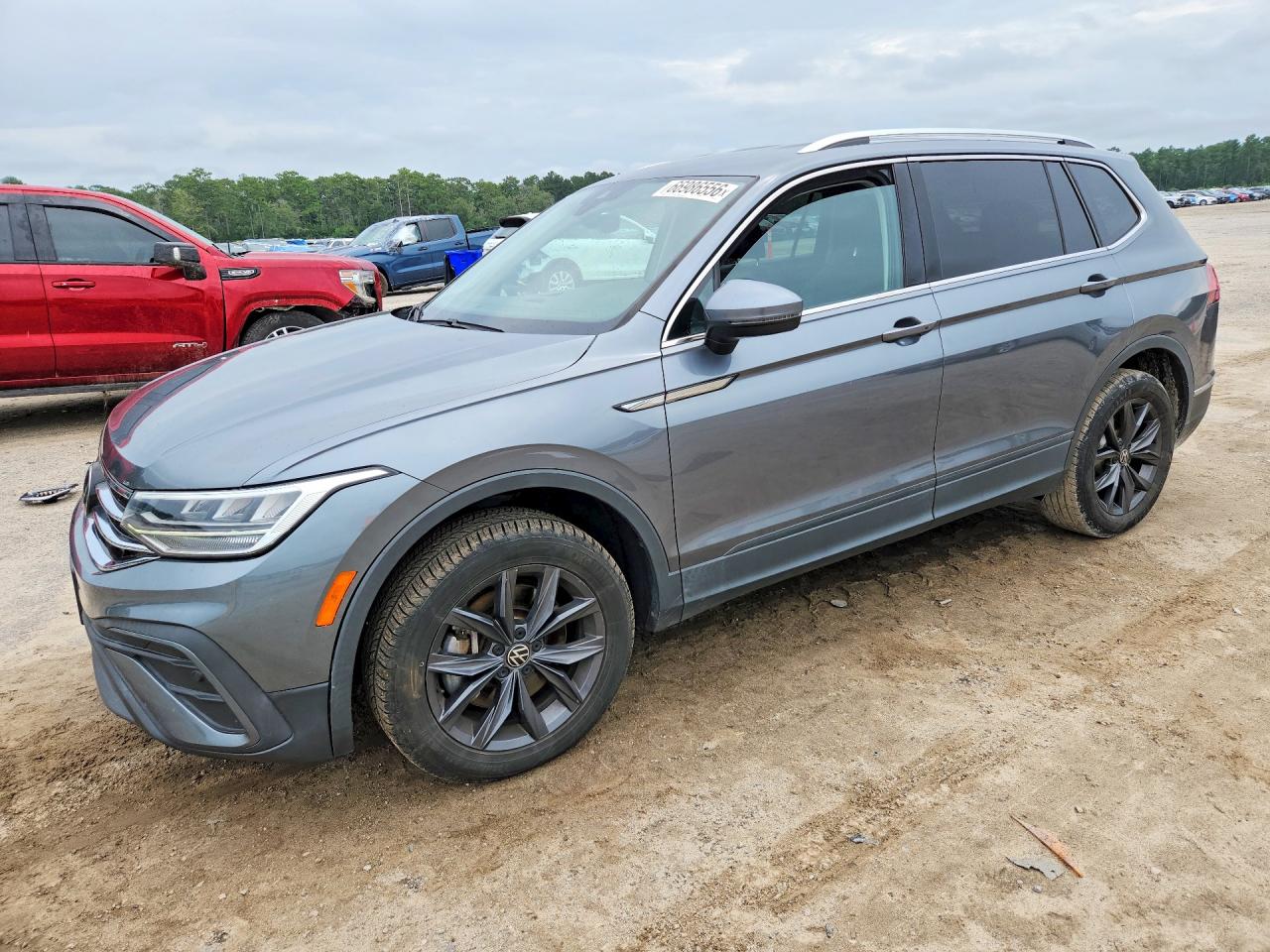 2022 VOLKSWAGEN TIGUAN