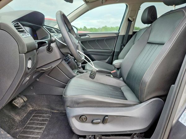 2022 VOLKSWAGEN TIGUAN