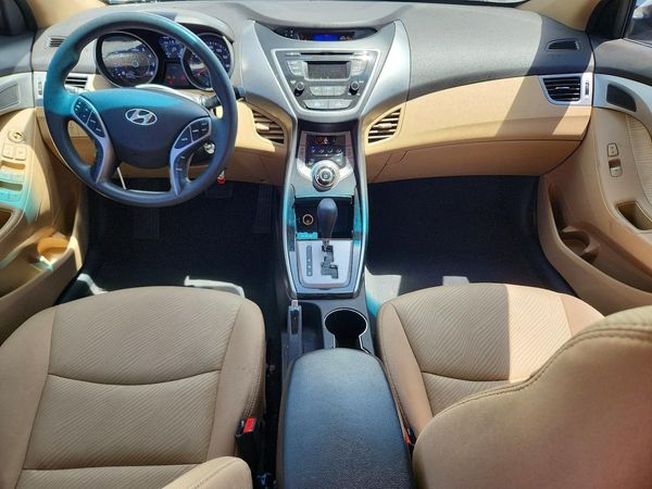 2013 HYUNDAI ELANTRA