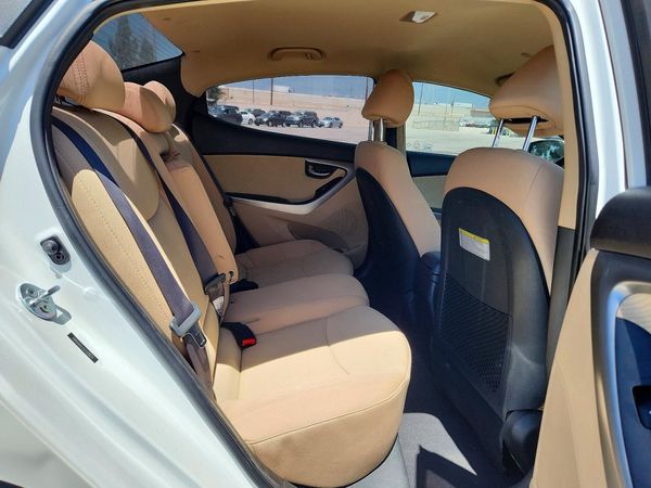2013 HYUNDAI ELANTRA