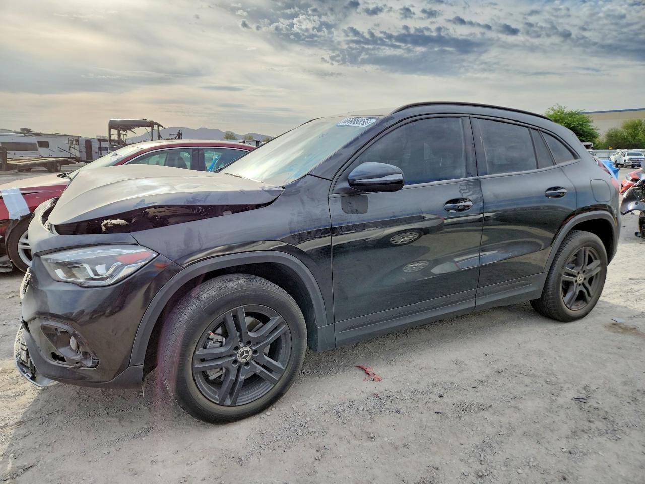 2021 MERCEDES-BENZ GLA