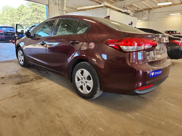2017 KIA FORTE LX Base