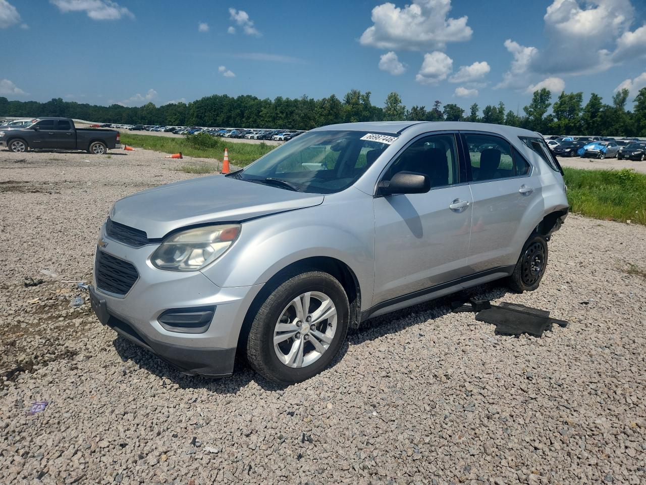 2017 CHEVROLET EQUINOX LS — Front 3/4