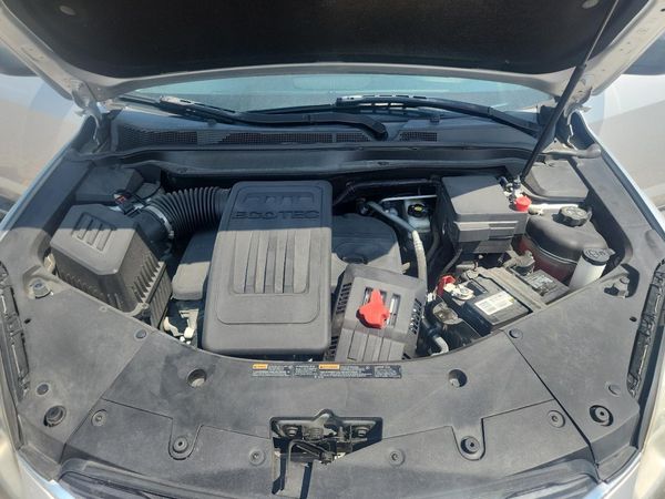 2017 CHEVROLET EQUINOX LS — Engine bay