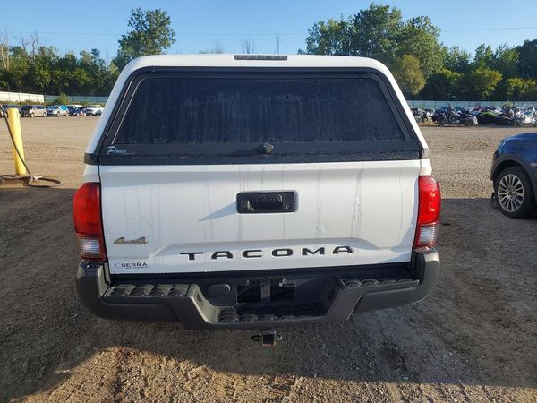 2018 TOYOTA TACOMA SR/SR5