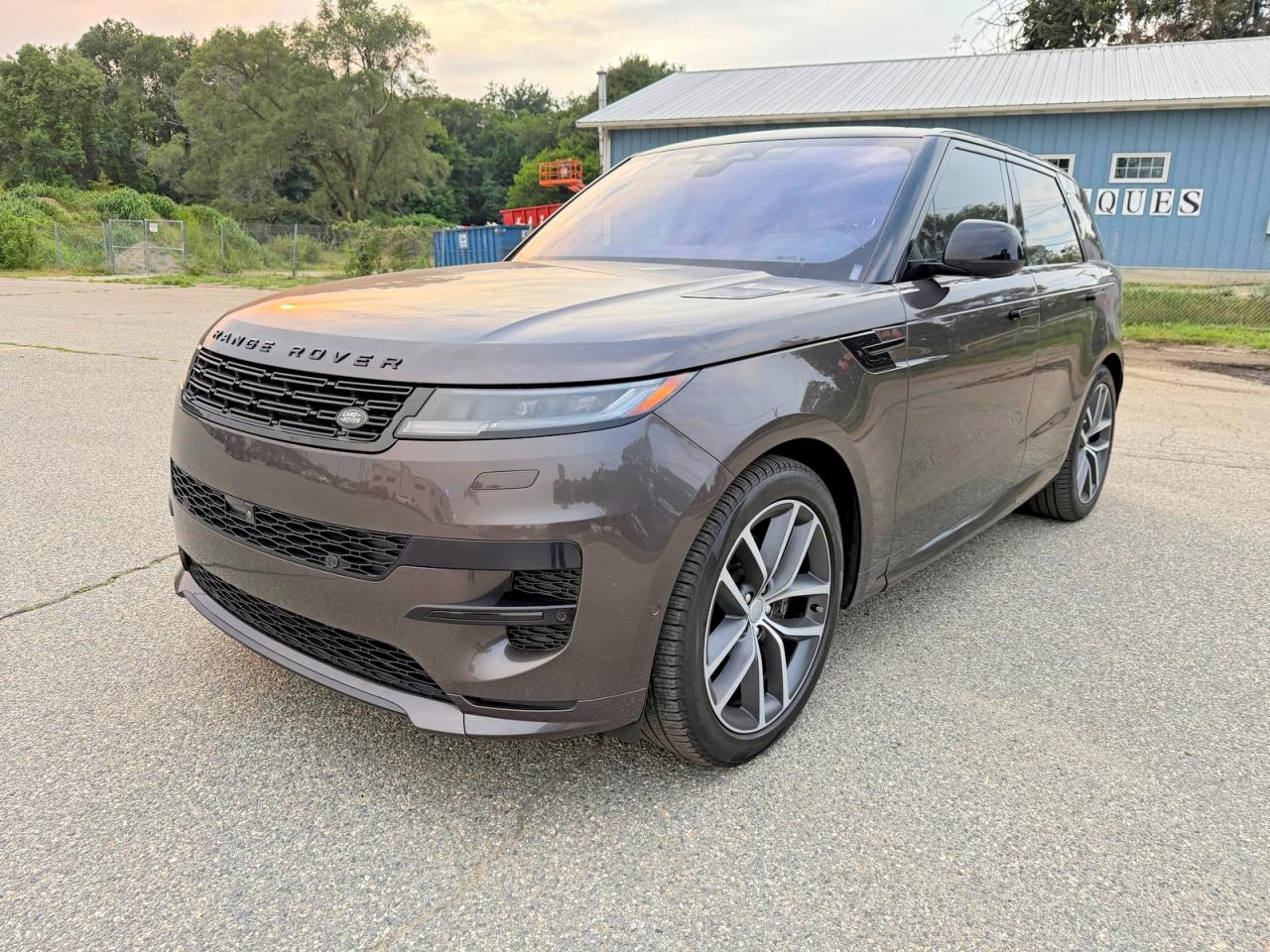 2023 LAND ROVER RANGE ROVER SPORT P400 Dynamic SE