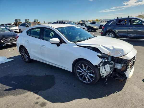 2017 MAZDA 3 Touring