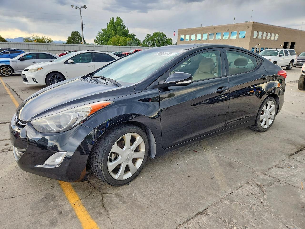 2013 HYUNDAI ELANTRA