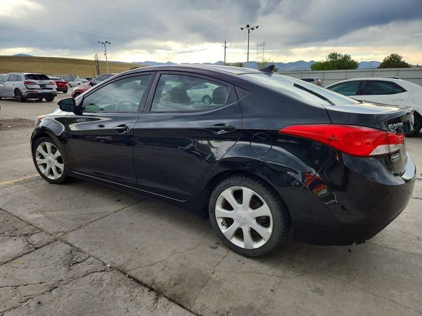 2013 HYUNDAI ELANTRA
