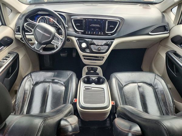 2020 CHRYSLER PACIFICA