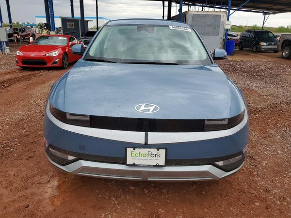 2024 HYUNDAI IONIQ SE
