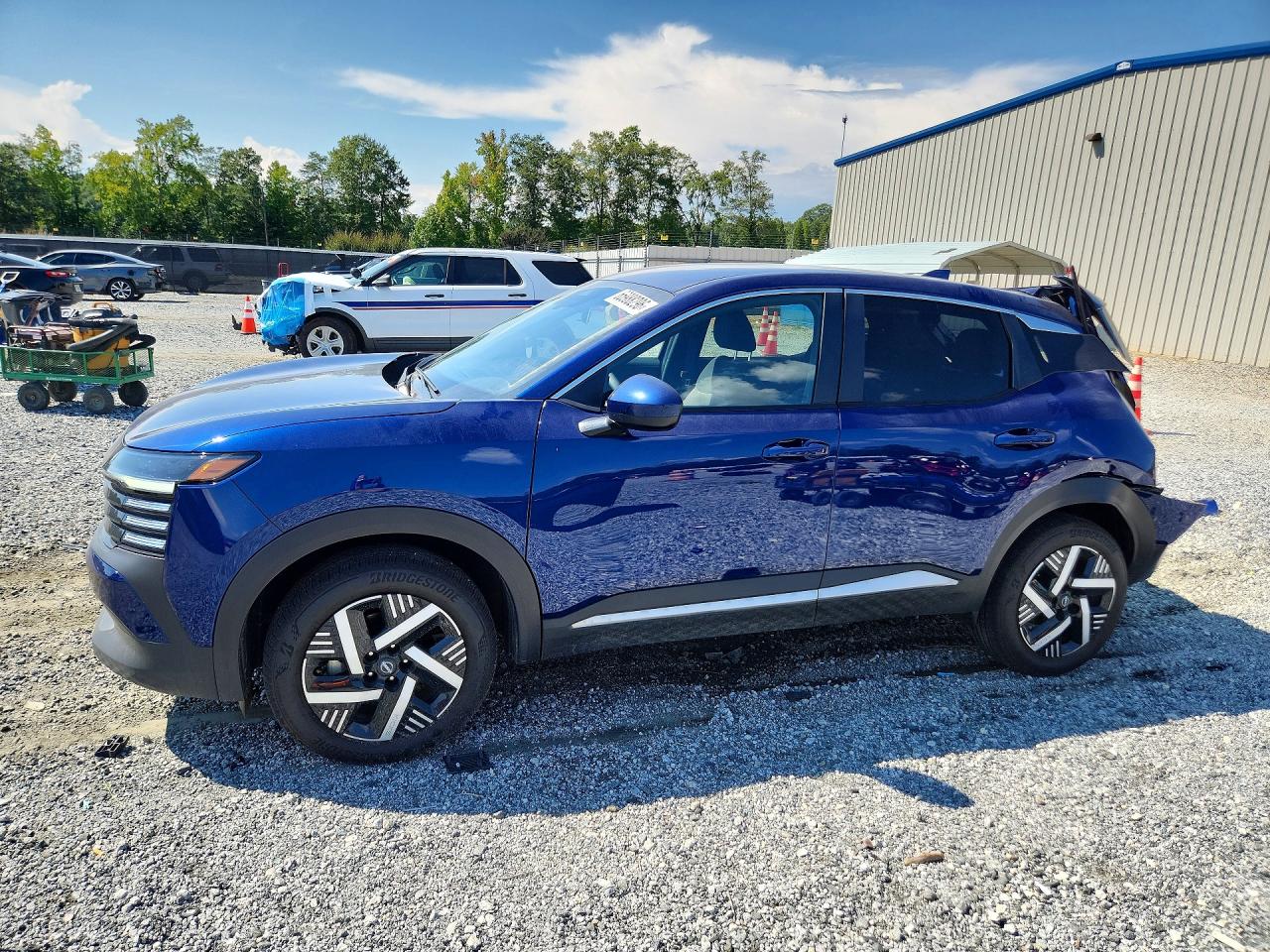 2025 NISSAN KICKS SV