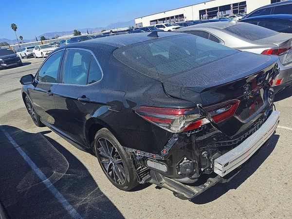 2024 TOYOTA CAMRY