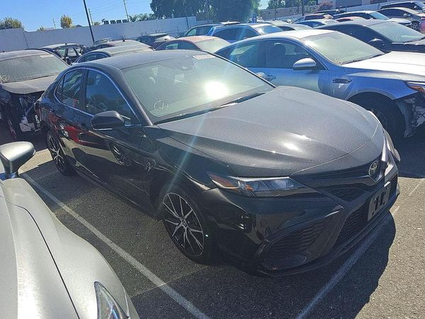 2024 TOYOTA CAMRY