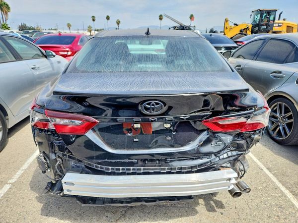 2024 TOYOTA CAMRY