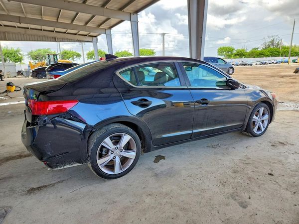 2013 ACURA ILX 20 PREMIUM
