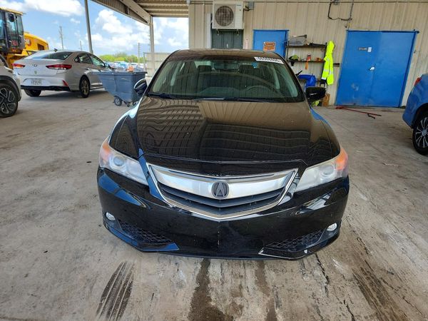 2013 ACURA ILX 20 PREMIUM